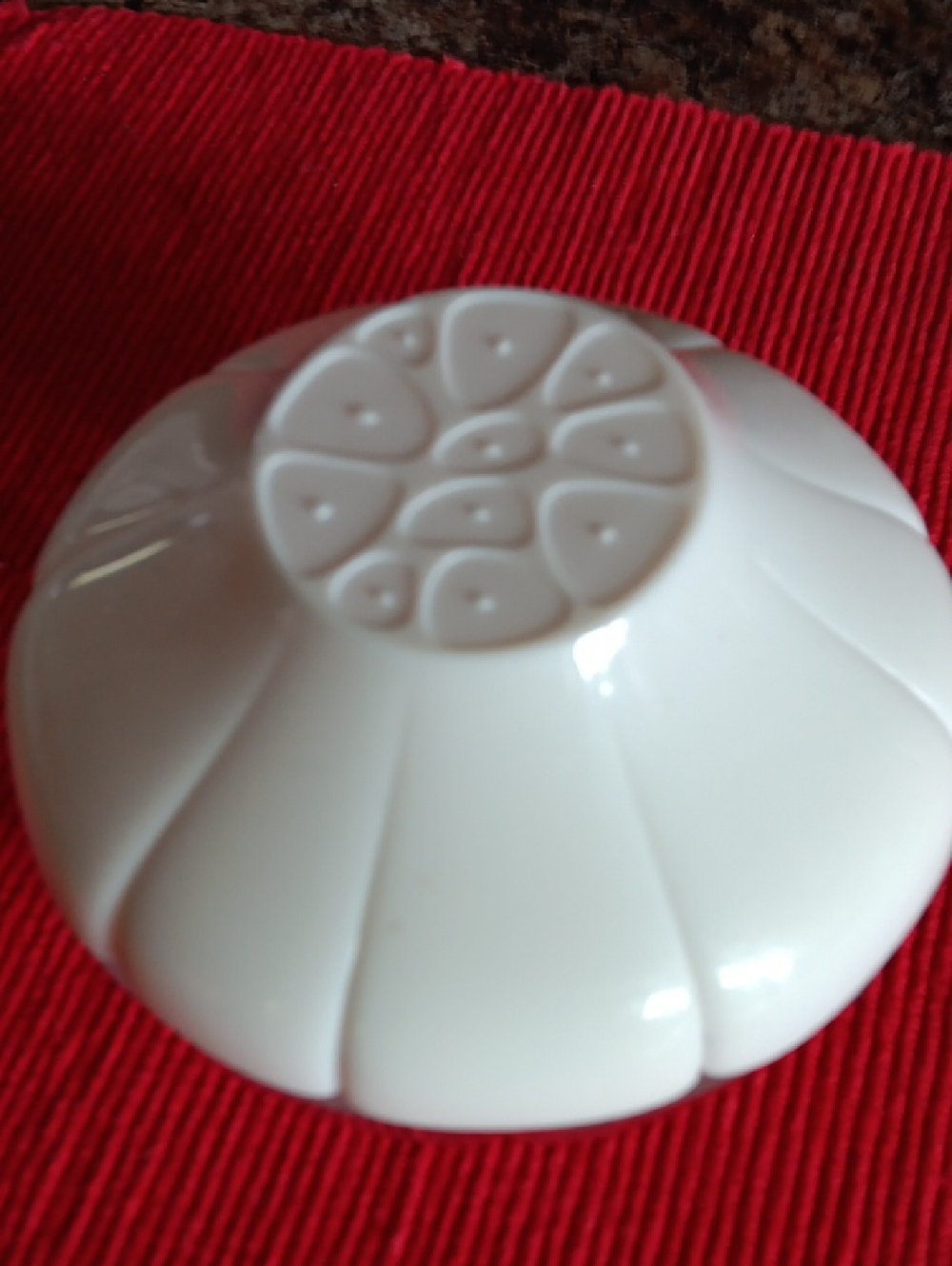 White Plastic Garlic Dish Lid
